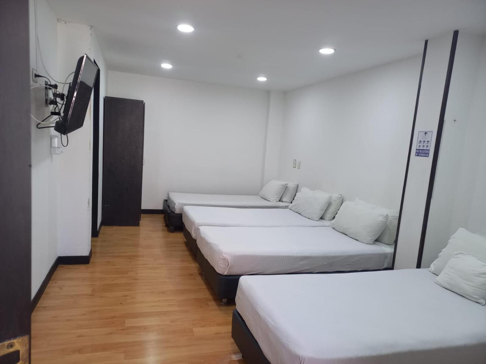 Hotel Star Plus Богота Экстерьер фото